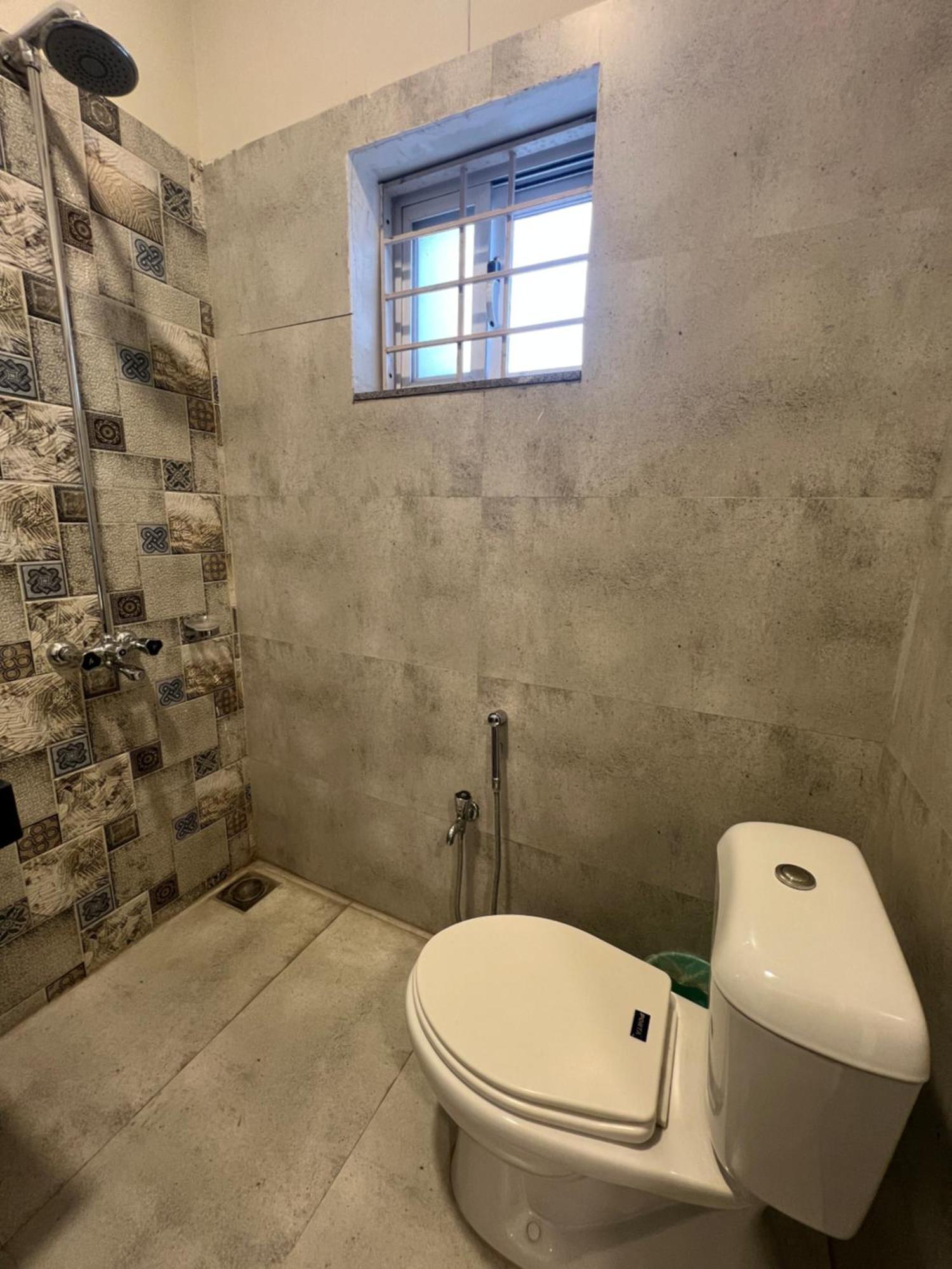 Deluxe King Room In Silverscape Residence Rawalpindi Exteriör bild
